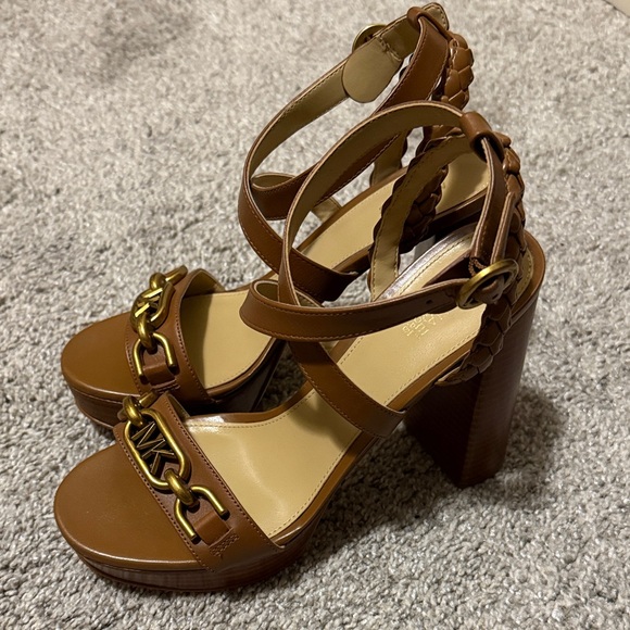 Michael Kors Tan Heeled Sandals with Gold Accent - Picture 6 of 7